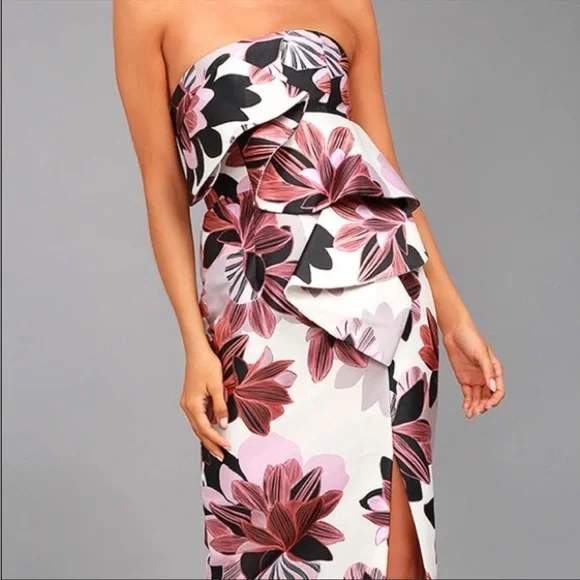 KEEPSAKE Awake dress - Picture 1 of 9